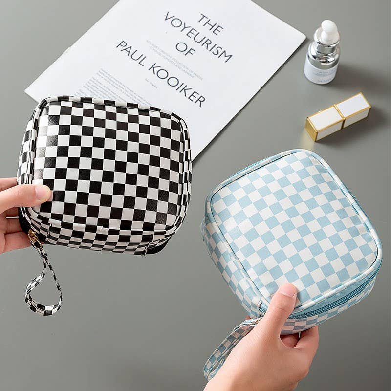 TRAVEL CHECKER MAKEUP COSMETIC POUCH BAG | 40P537